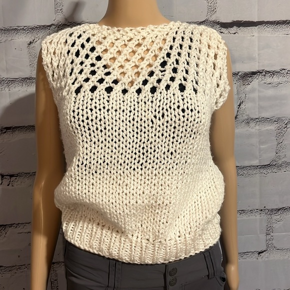 Homemade White Crochet Sweater Vest Size Medium - Picture 5 of 5